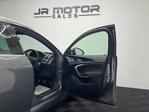 Vauxhall Insignia thumbnail