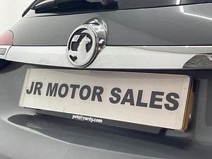 Vauxhall Insignia thumbnail