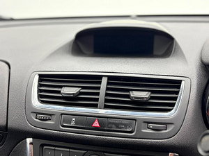 Vauxhall Mokka thumbnail