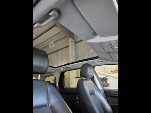 Land Rover Discovery Sport thumbnail
