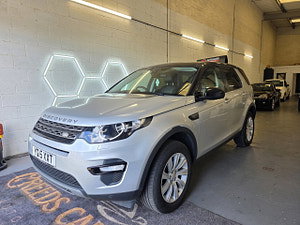 Land Rover Discovery Sport thumbnail