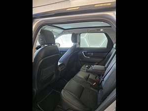 Land Rover Discovery Sport thumbnail