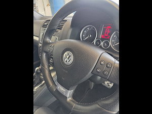 Volkswagen Golf thumbnail