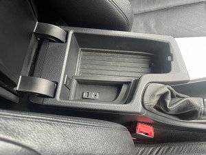 BMW 3 Series thumbnail