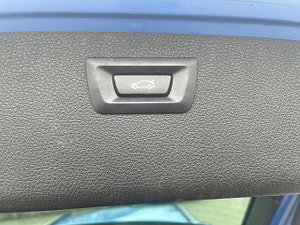 BMW 3 Series thumbnail