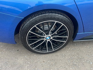 BMW 3 Series thumbnail