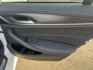 BMW 5 Series thumbnail