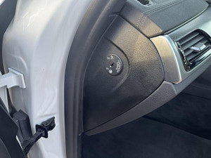 BMW 5 Series thumbnail