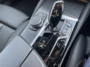 BMW 5 Series thumbnail