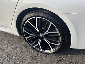 BMW 5 Series thumbnail
