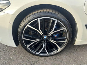 BMW 5 Series thumbnail