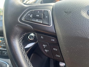 Ford Kuga thumbnail