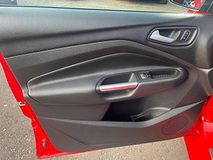 Ford Kuga thumbnail