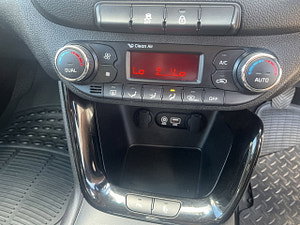 Kia Ceed thumbnail