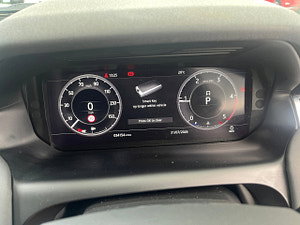 Land Rover Discovery Sport thumbnail