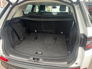 Land Rover Discovery Sport thumbnail