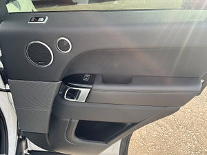 Land Rover Range Rover Sport thumbnail