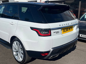 Land Rover Range Rover Sport thumbnail