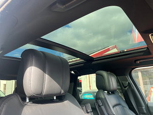 Land Rover Range Rover Sport thumbnail