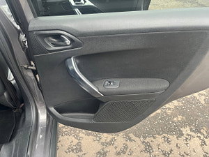 Peugeot 2008 thumbnail
