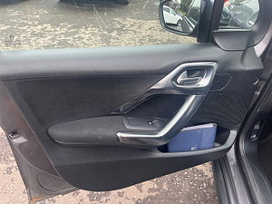 Peugeot 2008 thumbnail