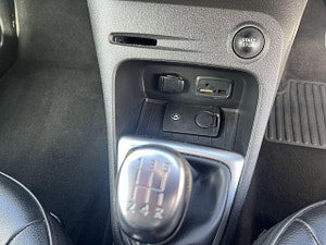 Renault Captur thumbnail
