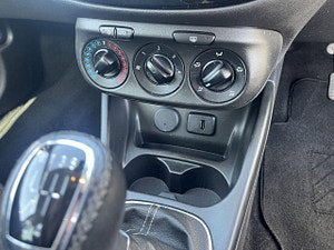 Vauxhall Corsa thumbnail