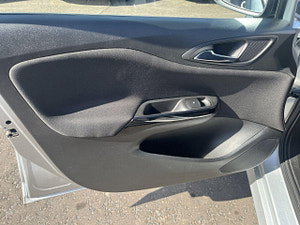 Vauxhall Corsa thumbnail