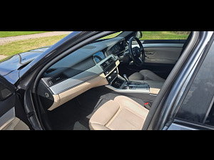 BMW 5 Series thumbnail