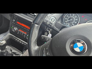 BMW X1 thumbnail