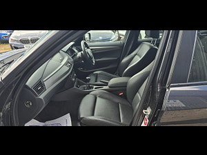 BMW X1 thumbnail
