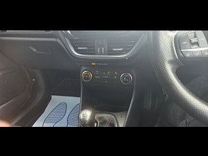 Ford Fiesta Van thumbnail