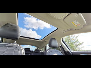 Ford Mondeo thumbnail