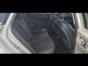 Kia Optima thumbnail