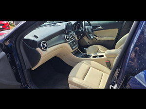 Mercedes-Benz GLA thumbnail