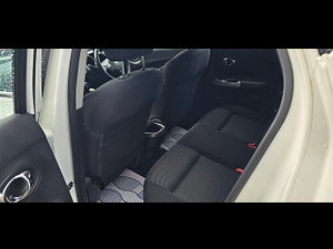 Nissan Juke thumbnail