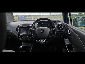Renault Captur thumbnail
