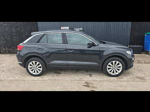 Volkswagen T-Roc thumbnail