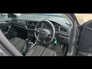 Volkswagen T-Roc thumbnail