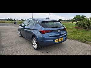 Vauxhall Astra thumbnail