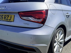 Audi A1 thumbnail
