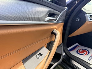 BMW 5 Series thumbnail