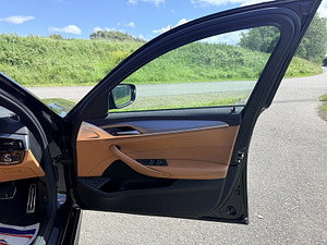 BMW 5 Series thumbnail