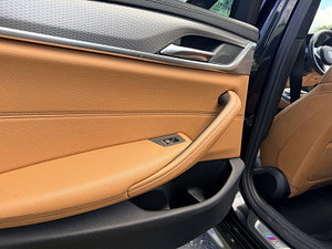 BMW 5 Series thumbnail