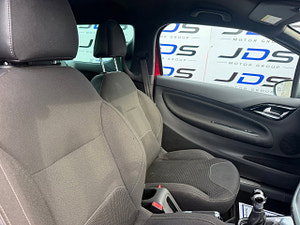 DS Automobiles DS 3 thumbnail