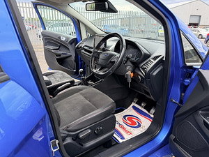 Ford EcoSport thumbnail