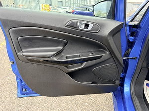 Ford EcoSport thumbnail