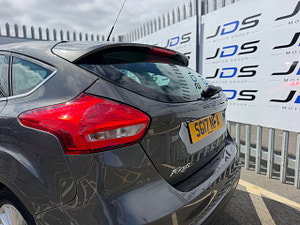 Ford Focus thumbnail