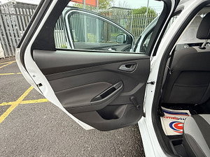 Ford Focus thumbnail