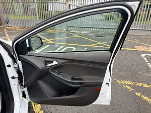 Ford Focus thumbnail